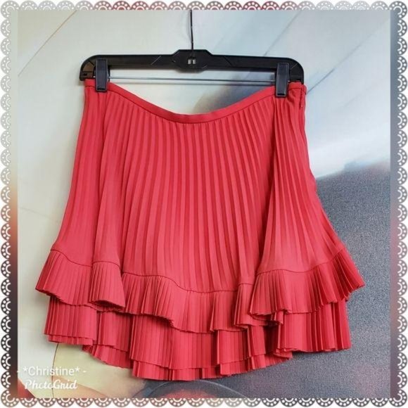 Banana Republic LayerED Pleated Skirt 6 - Picture 6 of 7